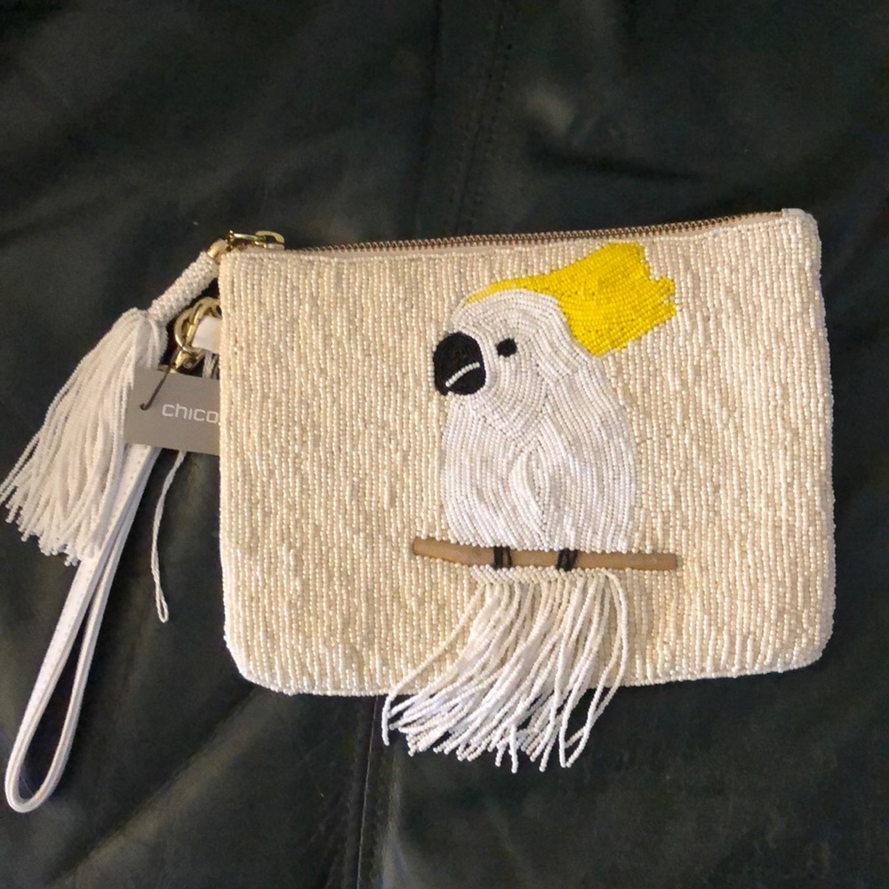 Beaded wristlet